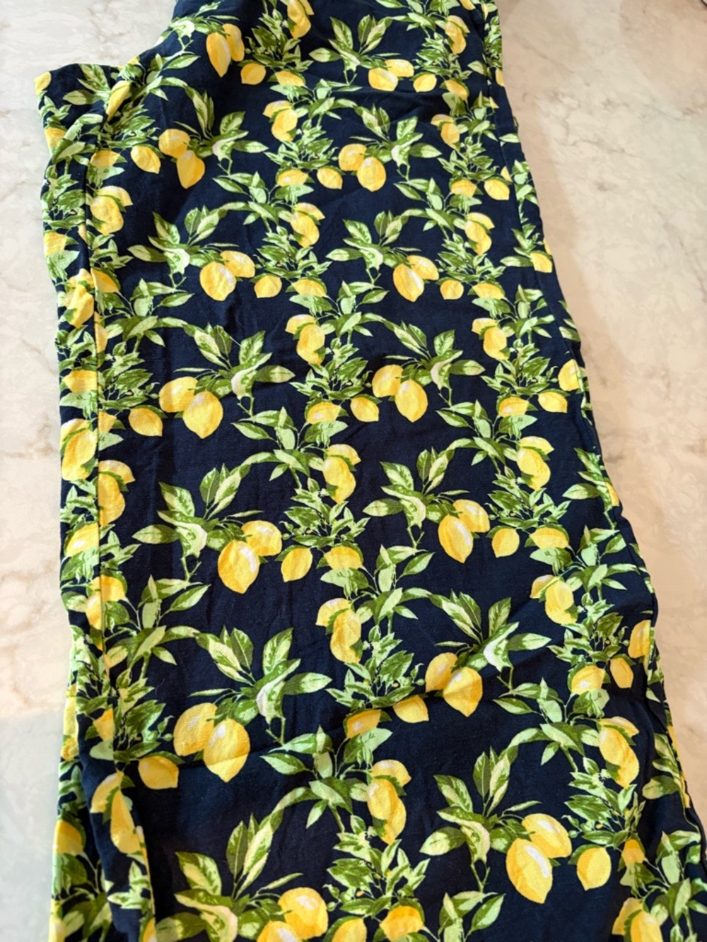 LOFT wide leg capris size L